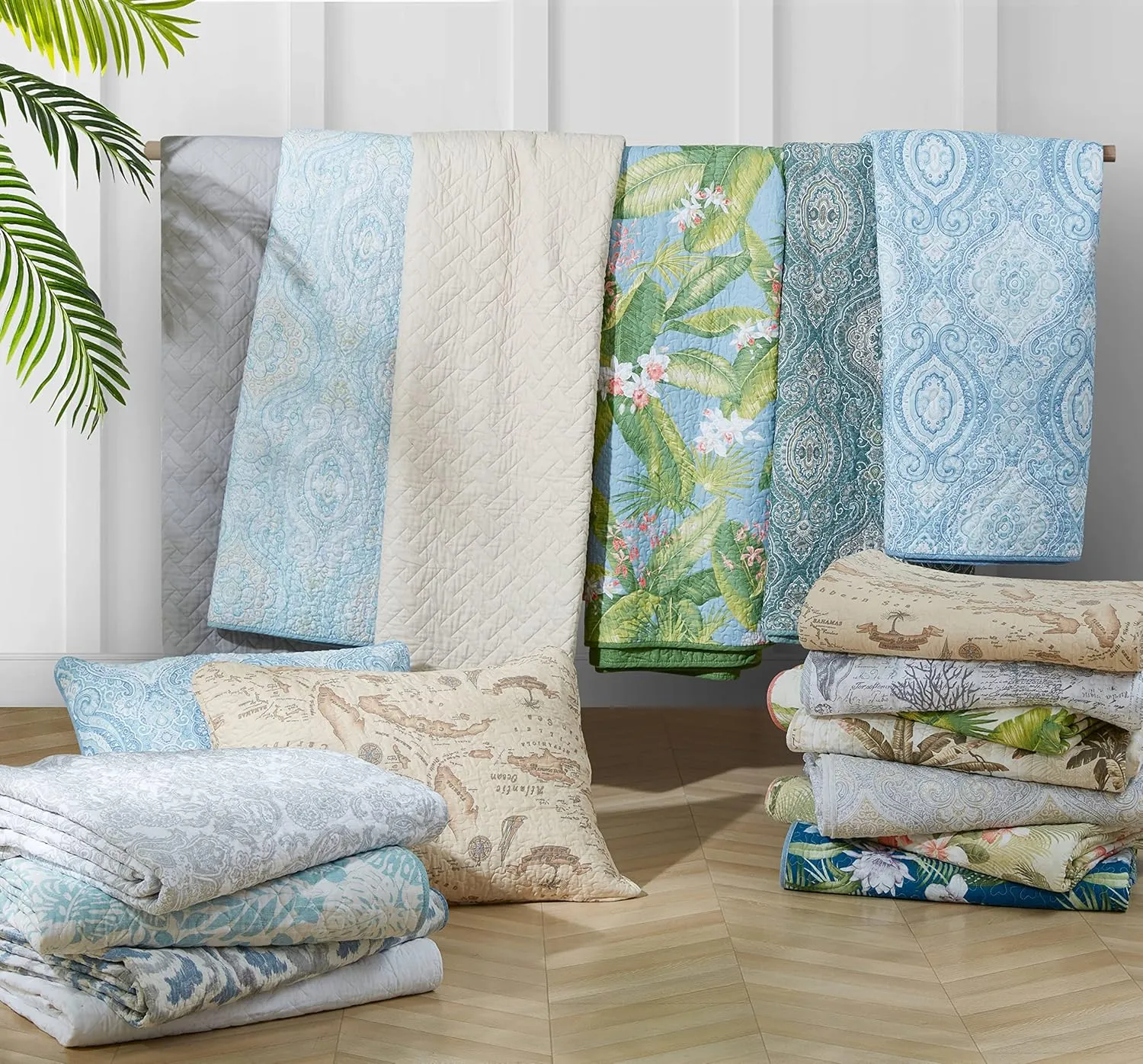 Tommy Bahama Home Quilt Set Soft Bedding with Matching Shams, Lightweight Home Decor for All Seasons, King, Chevron Dune Beige