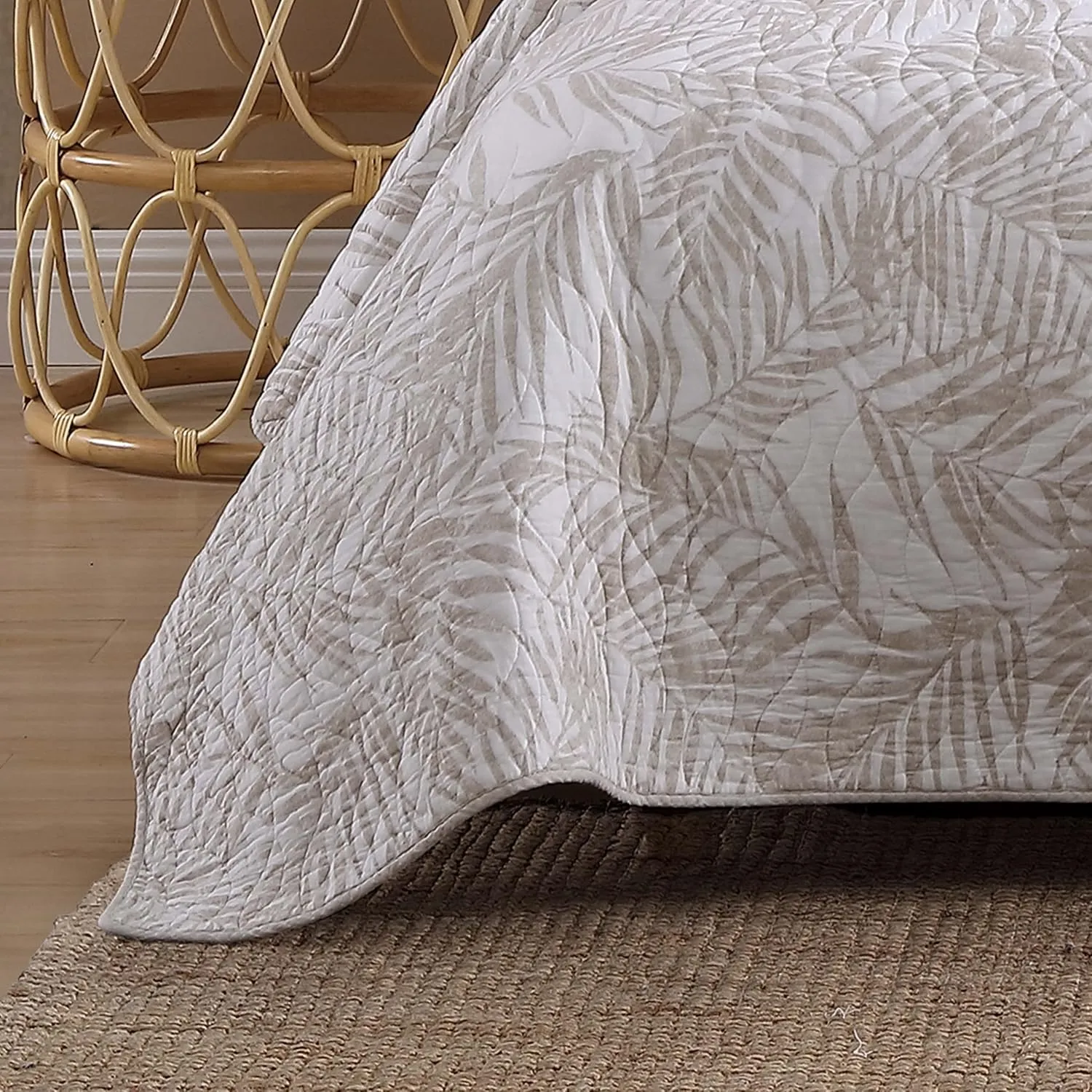 Tommy Bahama - King Quilt Set, Reversible Cotton Bedding with Matching Shams, Tropical Super Soft Bedding Set (Palmday Beige, King)