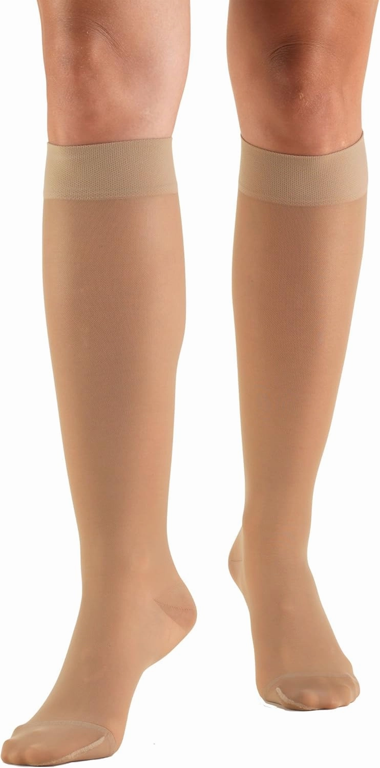 Truform Sheer Compression Stockings, 15-20 mmHg, Women's Knee High Length, 20 Denier, Light Beige, Medium