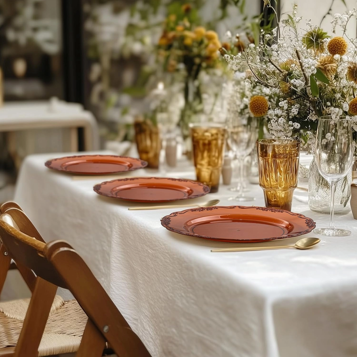 U-QE 100PCS Amber Plastic Plates - Clear Brown Plastic Plates Disposable Heavy Duty - Disposable Plates for Party Including 50PCS 10.25'' Dinner & 50PCS 7.5'' Dessert