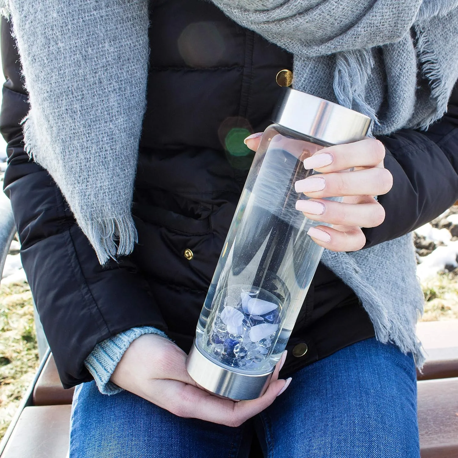 VitaJuwel ViA BALANCE | Crystal Water Bottle with Sodalite, Chalcedony & Clear Quartz - Inner Peace, Reflection & Meditation
