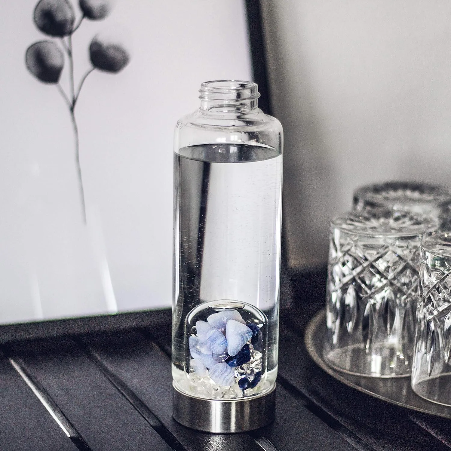 VitaJuwel ViA BALANCE | Crystal Water Bottle with Sodalite, Chalcedony & Clear Quartz - Inner Peace, Reflection & Meditation