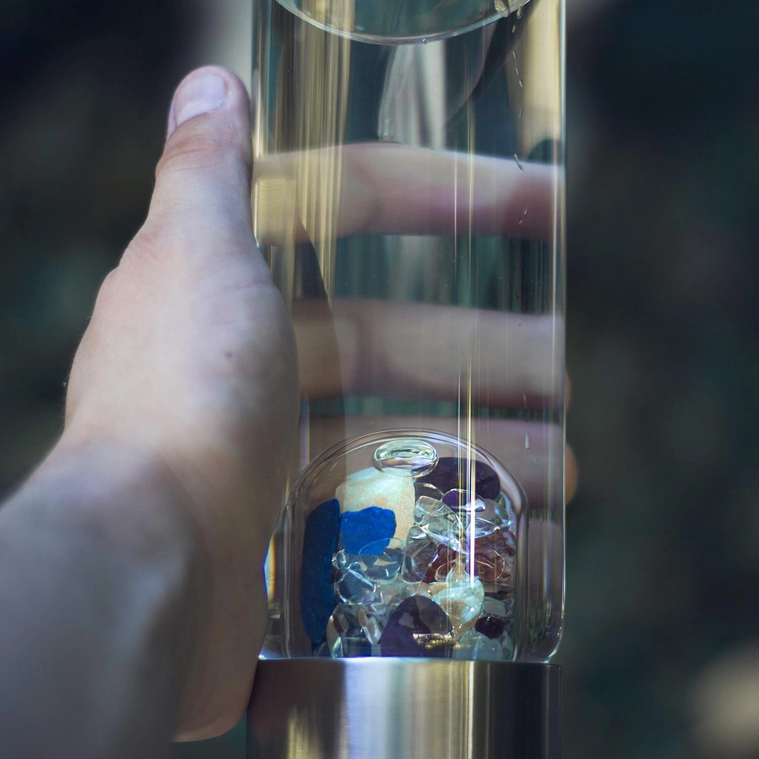 VitaJuwel ViA AYURVEDA | Crystal Water Bottle with Amethyst, Milk Opal, Lapis Lazuli, Garnet, Carnelian, Orange Calcite & Clear Quartz for Wisdom, Intuition & Joy