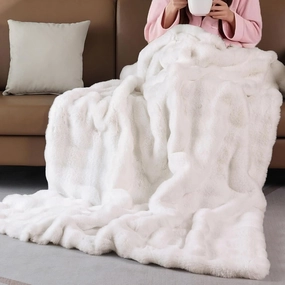Warm Thick Fuzzy Beige Blanket Couch Faux Fur Bunny 60X80 Throw Blanket for Bed Gift Office Chair Decorative Fleece Blanket Living Room Decor 860 GSM