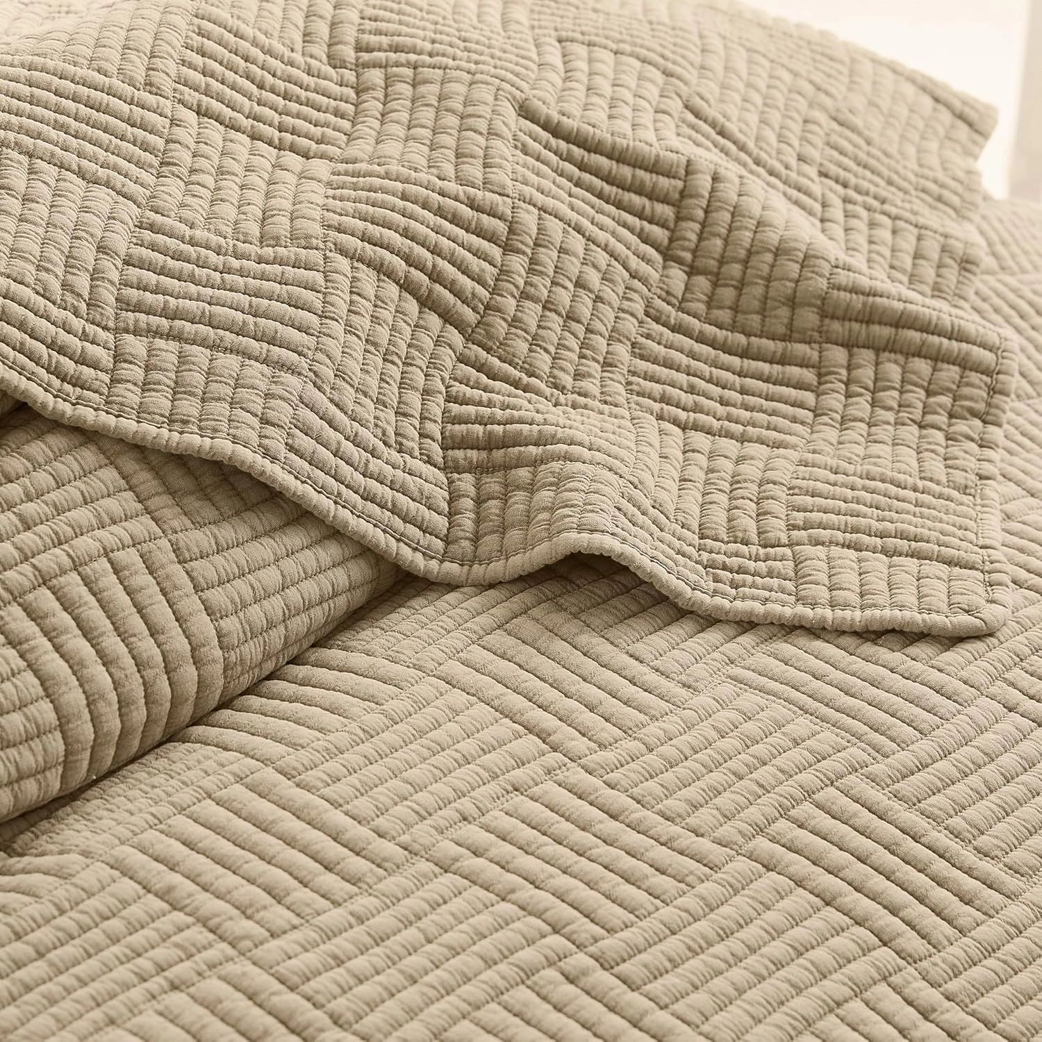 WDCOZY Beige Twin Size Quilt Set, Muslin Cotton Shell Down-Alt Poly Filling, Tan Taupe Camel Shabby Chic Rustic Farmhouse Country Bedspread, Textured Gauze Coverlet, Soft Lightweight Bedding