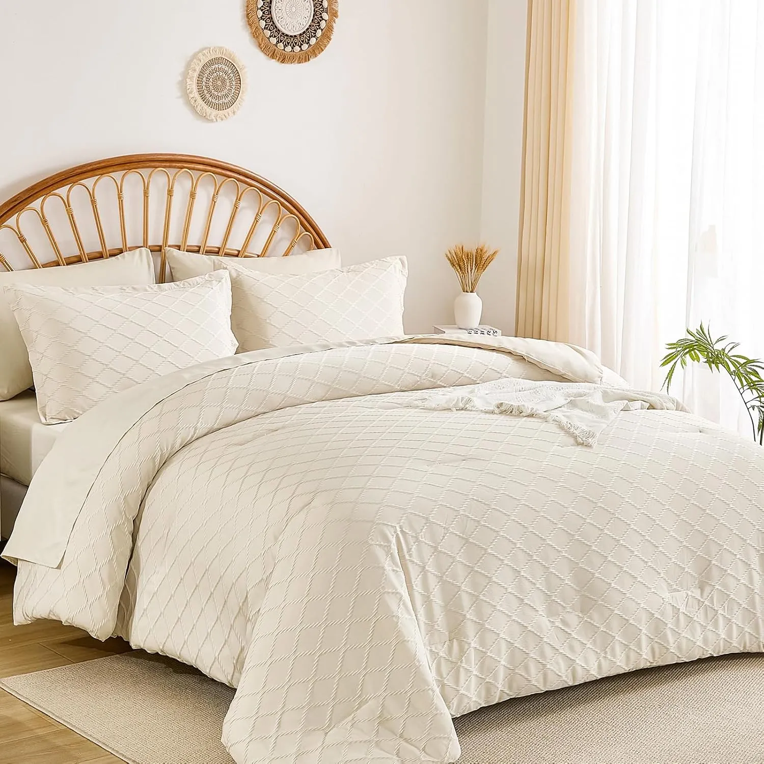 Yiran Beige Comforter Set King Size, Jacquard Tufted 7 Piece Bed in a Bag King, Textured Soft Microfiber Geometric Pattern Complete Bedding Set with Sheets for All Season